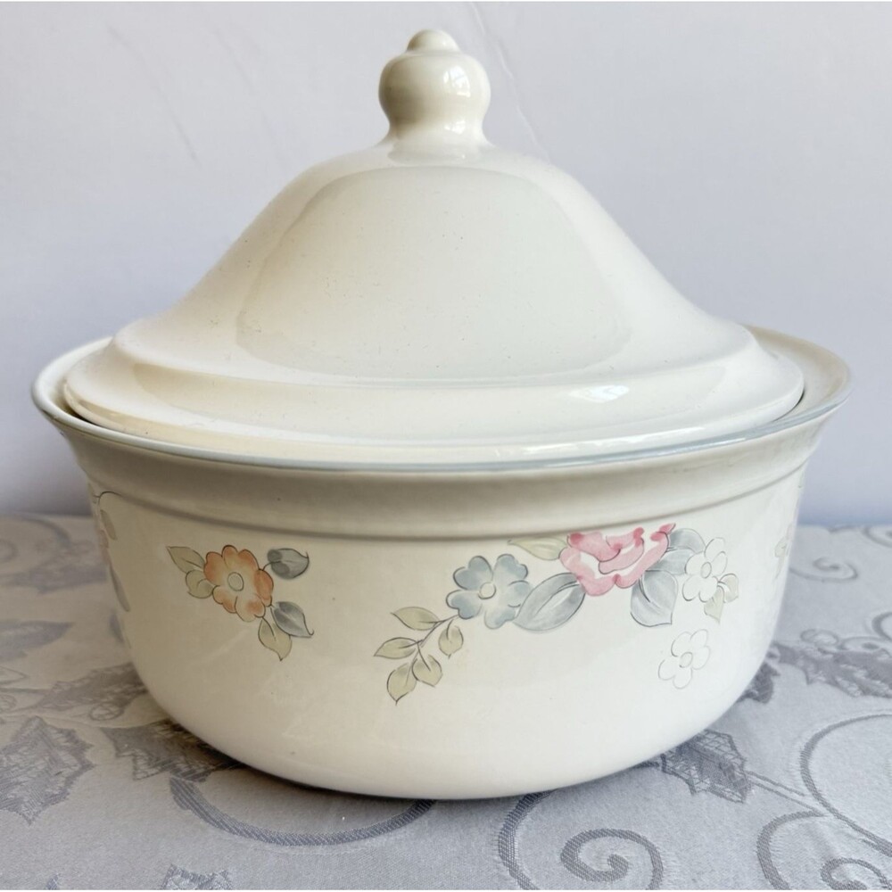 Pfaltzgraff 2 QT Wyndham Tea Rose 9.5" Covered Casserole DISH/Bowl Made In USA
